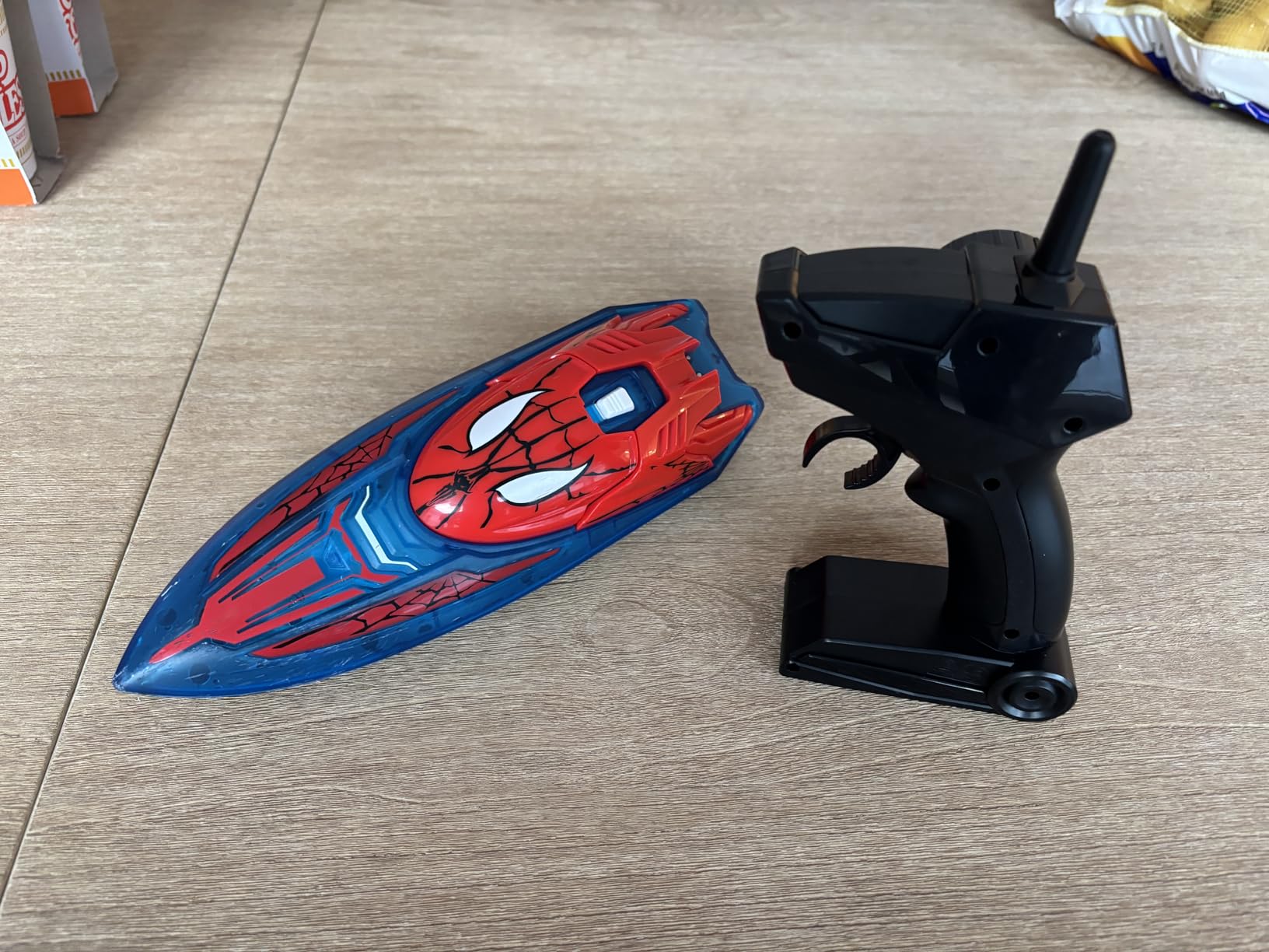 Spider Hero RC Boat, 2.4GHz Remote Control with LED Lights | Pool Toy with 2 Rechargeable Batteries, Spray Function, and Low Battery Alarm for Kids customer photo 1