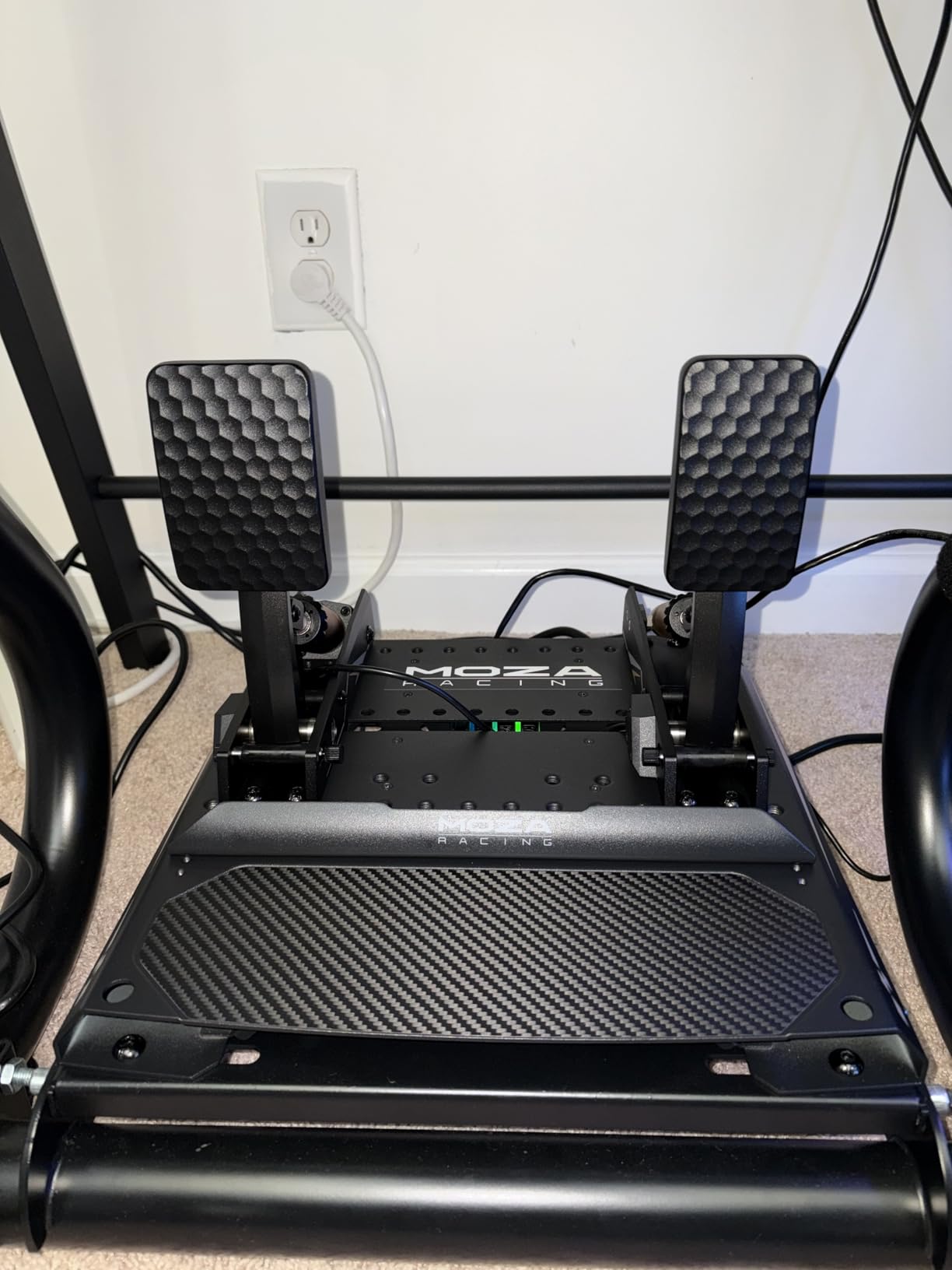 MOZA CRP2 Load Cell Pedals (Throttle+Brake) Driving Sim Racing Pedal, Black customer photo 1