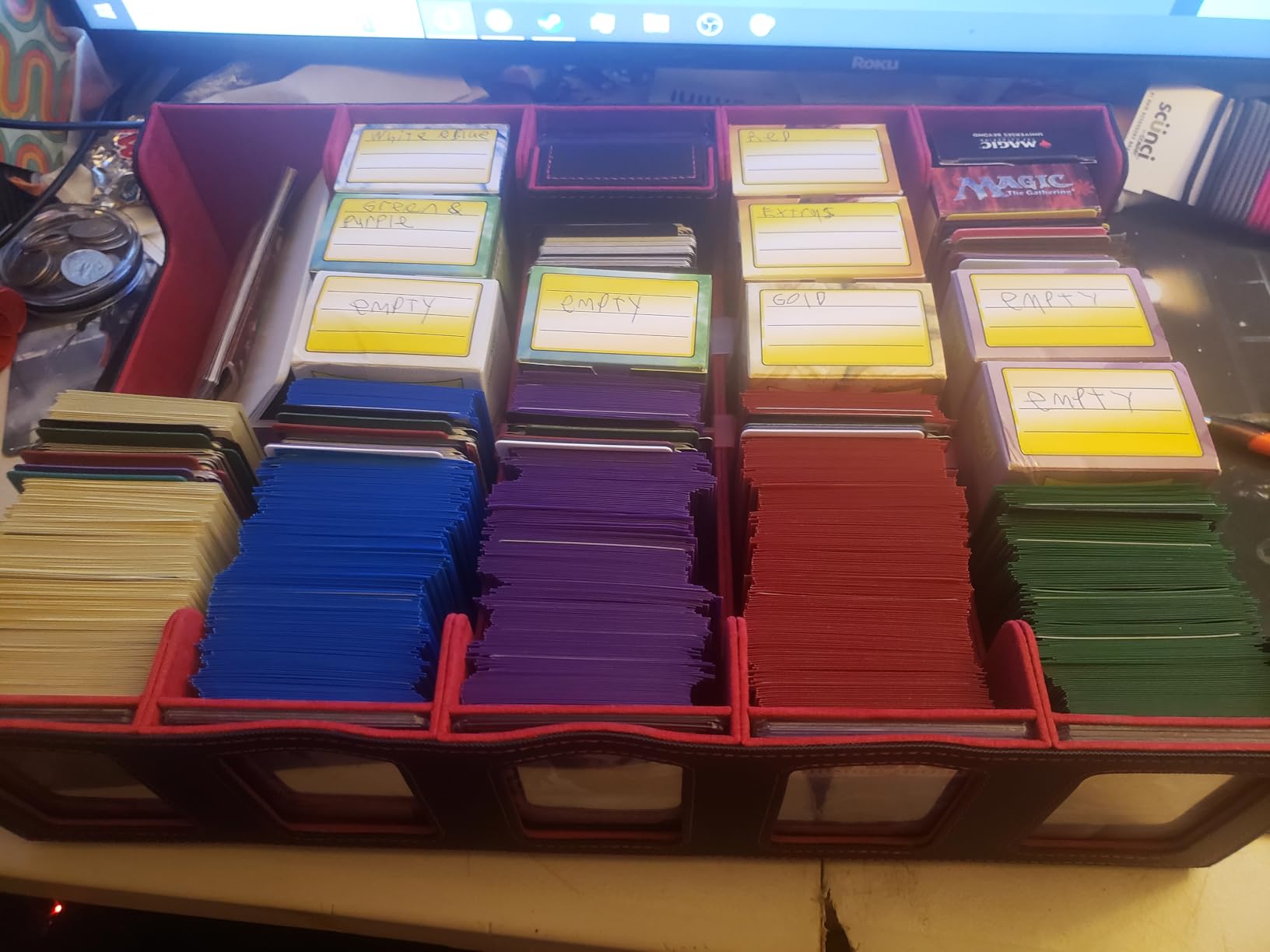 Kabinka 5 Row 3900+ Trading Card Storage Box with Commander Display customer photo 1