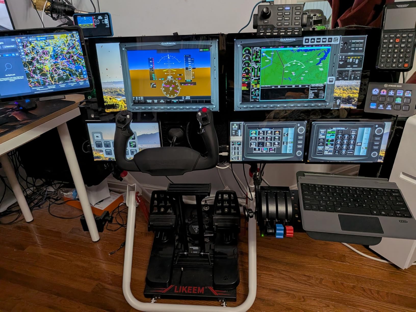Honeycomb Alpha LITE - Compact Yoke for Flight Simulation customer photo 1