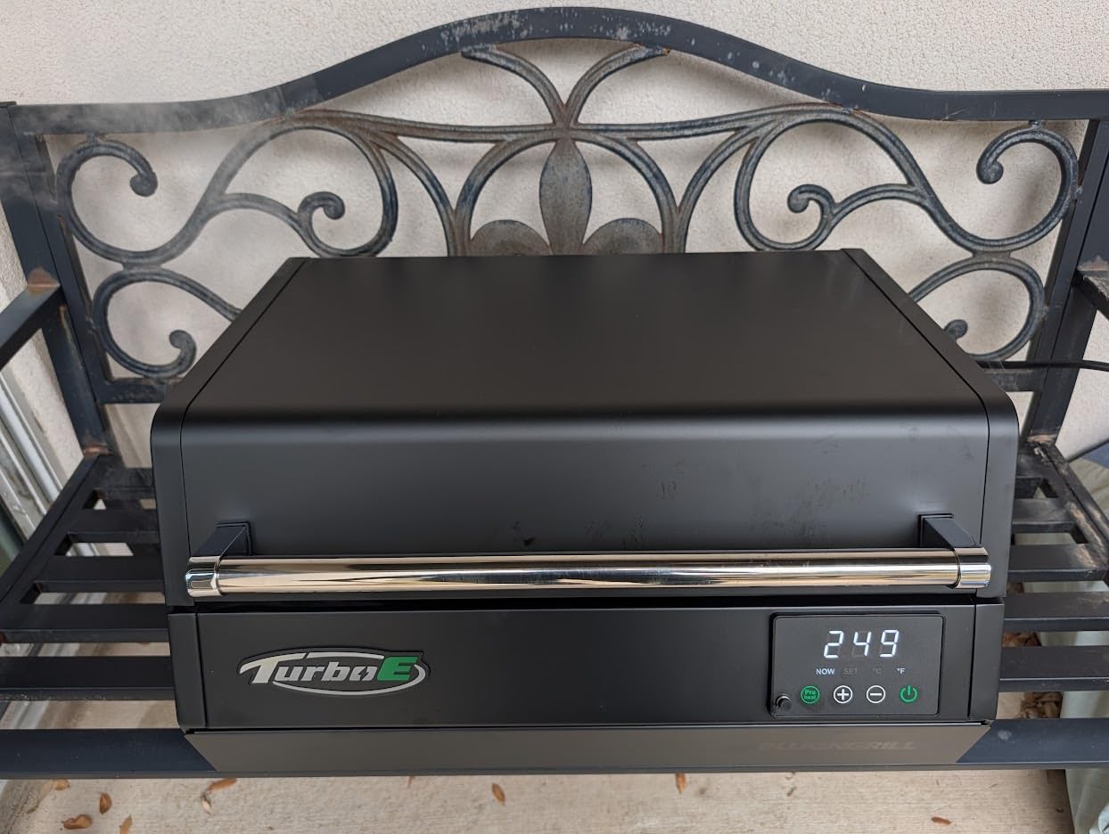 Turbo E Sport Compact Electric Grill, 1700W Infrared, Digital Display with Probe, Apartment Friendly customer photo 1