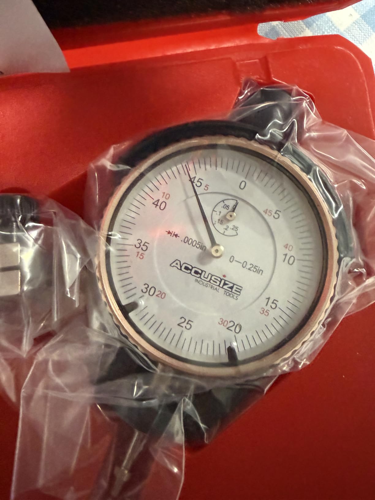 Accusize Dial Bore Gauge Set, 1.4-6 in Range, 0.0001 in Grad. | AGD Group 2 Indicator, 0-0.05 in Dial, Carbide-Tipped Contacts, 15 Anvils, 4 Spacers, EE20-2416 customer photo 2