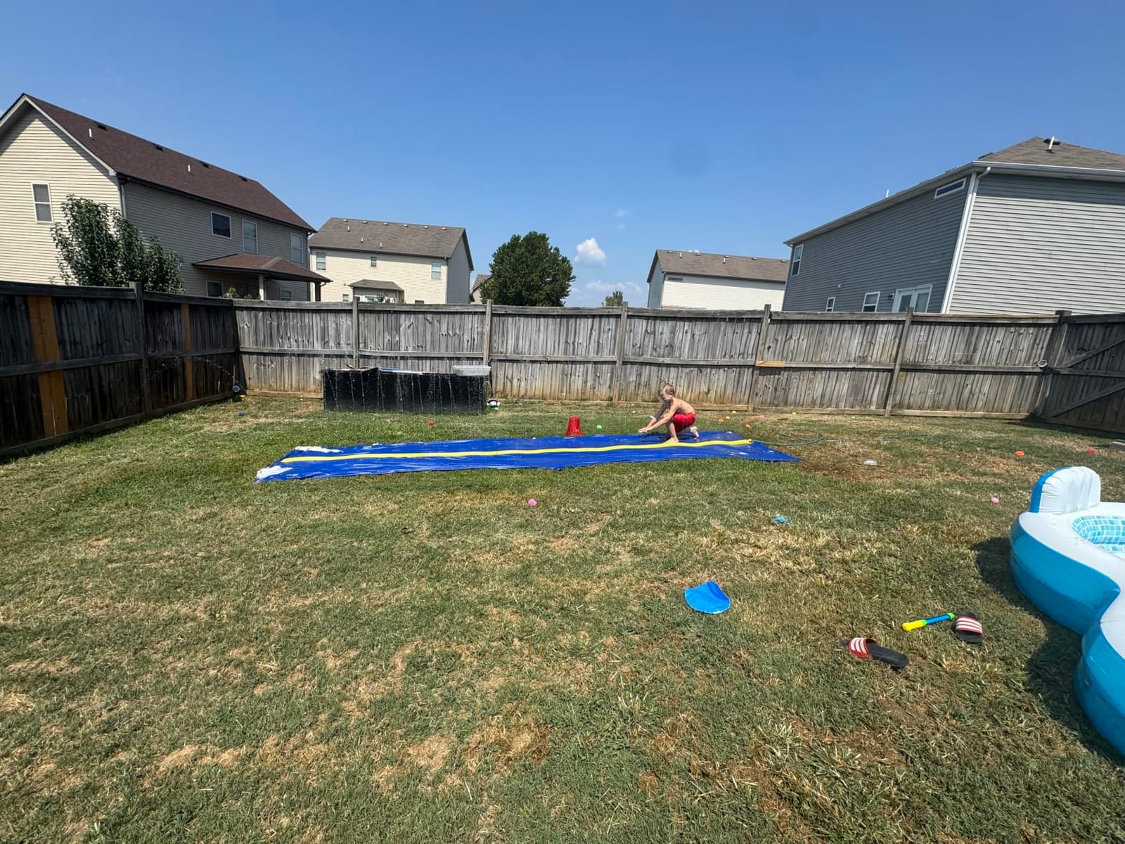 Stargo 18 x 5 ft - Slip Splash and Slide, Water Slides for Kids - Backyard waterslide for Kid Outdoor Fun Summer Water Toys, Water Activities for Kids and adults for backyard fun, Ages 4-8, 5 6 7 8-12 customer photo 1