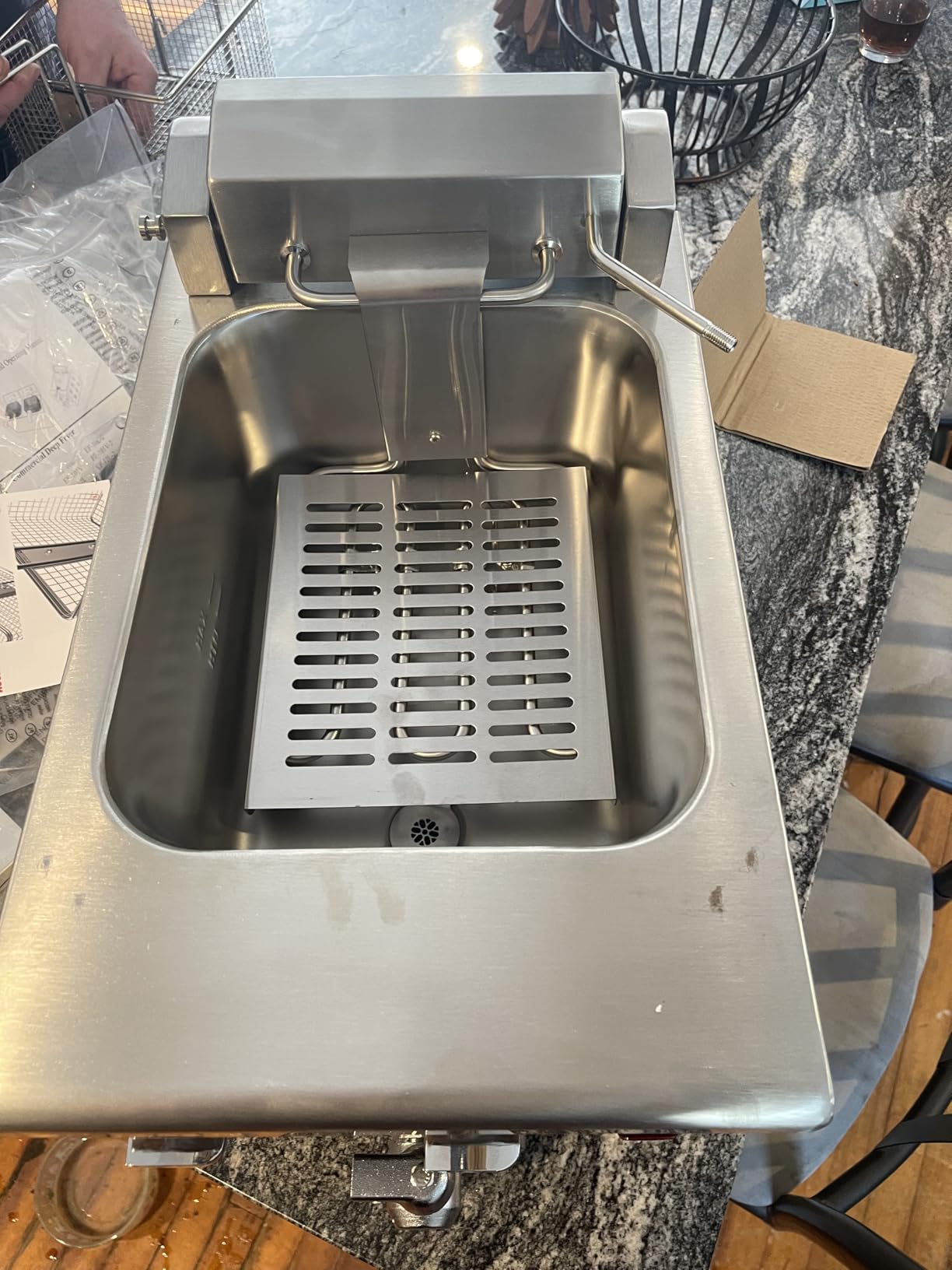 TANGME Deep Fryer with Single Basket, 1750W Electric Countertop Fryer customer photo 1