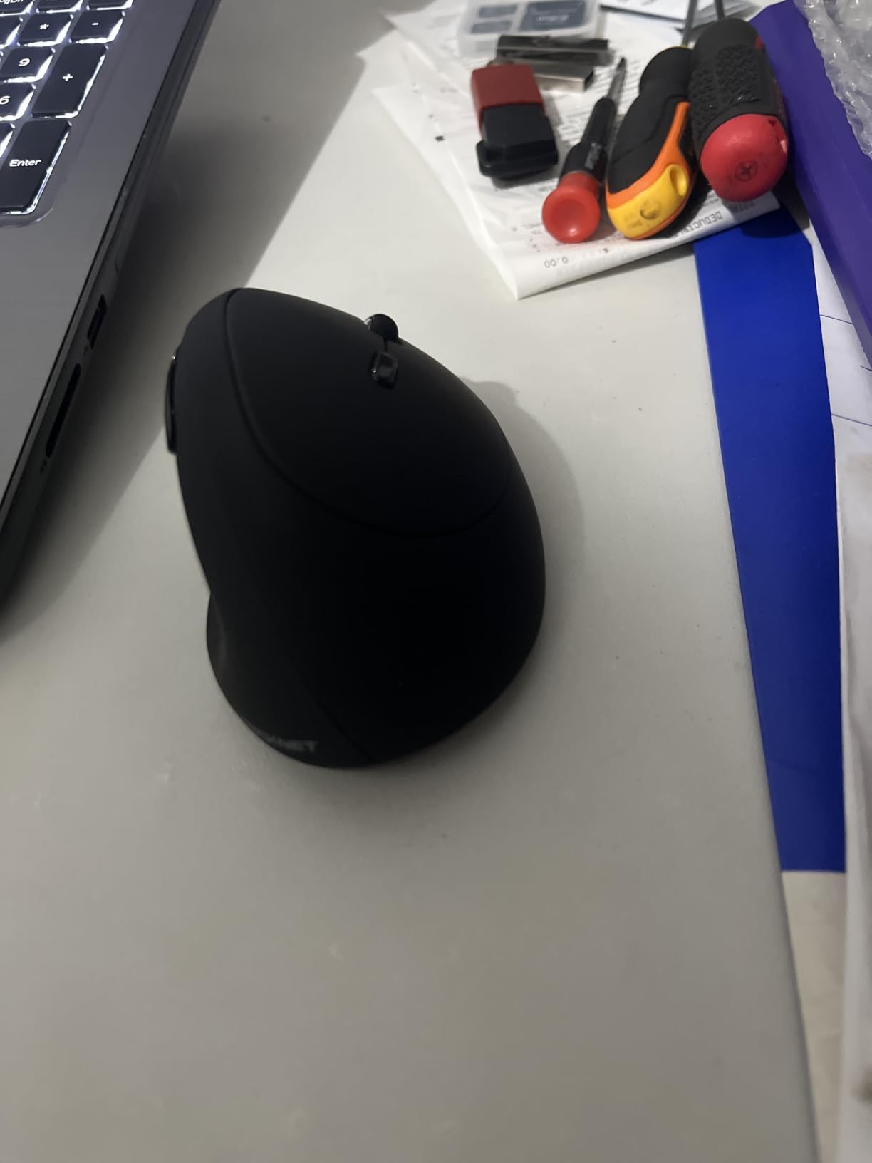 TECKNET Ergonomic Mouse, Bluetooth 5.0/3.0 & USB A, Wireless Vertical Mouse customer photo 1