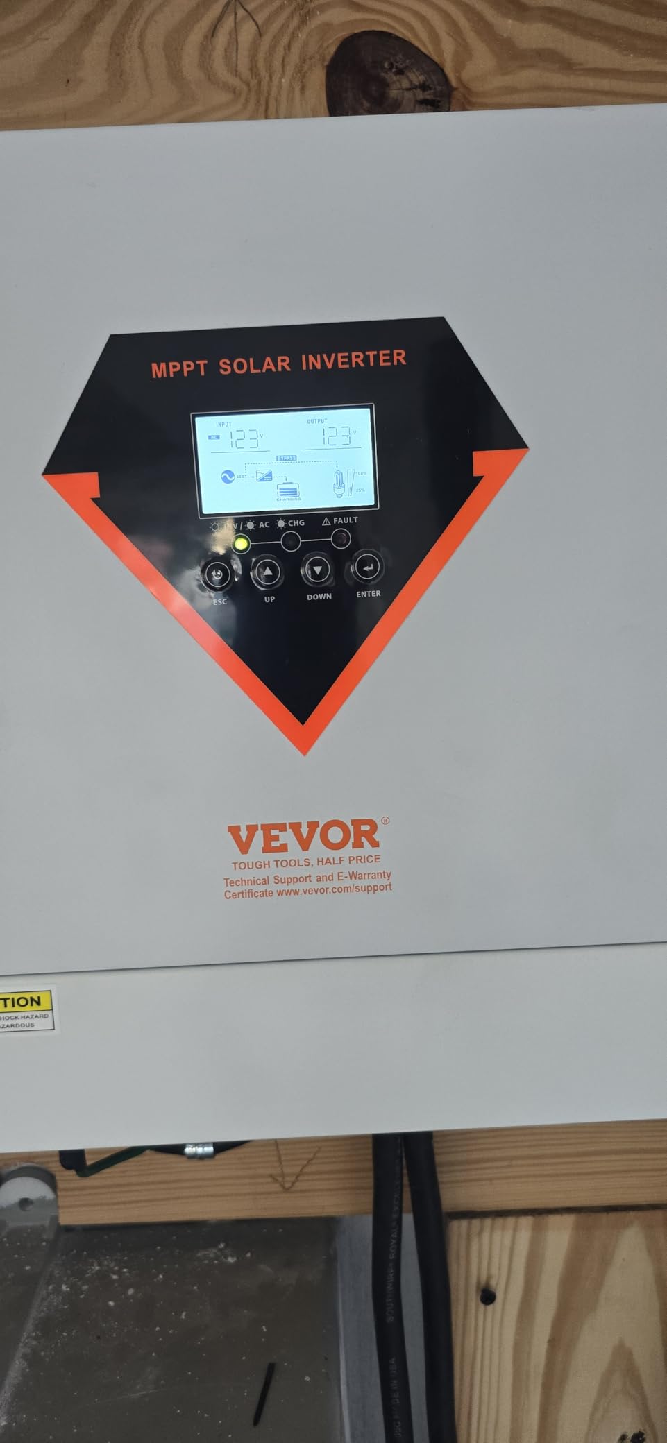 VEVOR Hybrid Solar Inverter, 3000W, Single Phase Pure Sine Wave Power Inverter, 24V DC to 110/120V AC, with Built-in 100A MPPT Solar Charge Controller, for Off-Grid System Lead Acid Lithium Battery customer photo 2