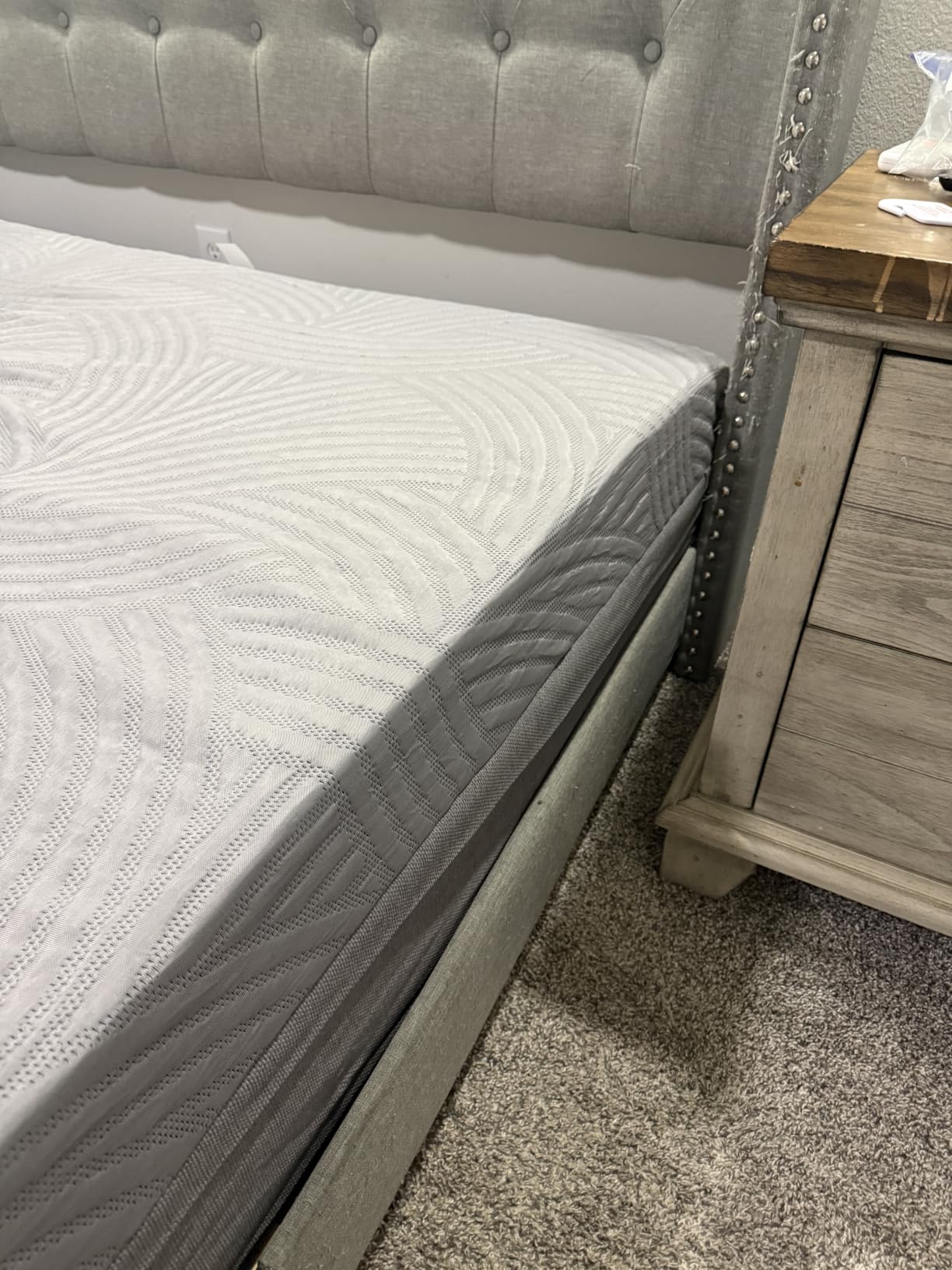 Sweetnight CoolNest Queen Mattress, 14 Inch Cooling Memory Foam Mattress customer photo 2