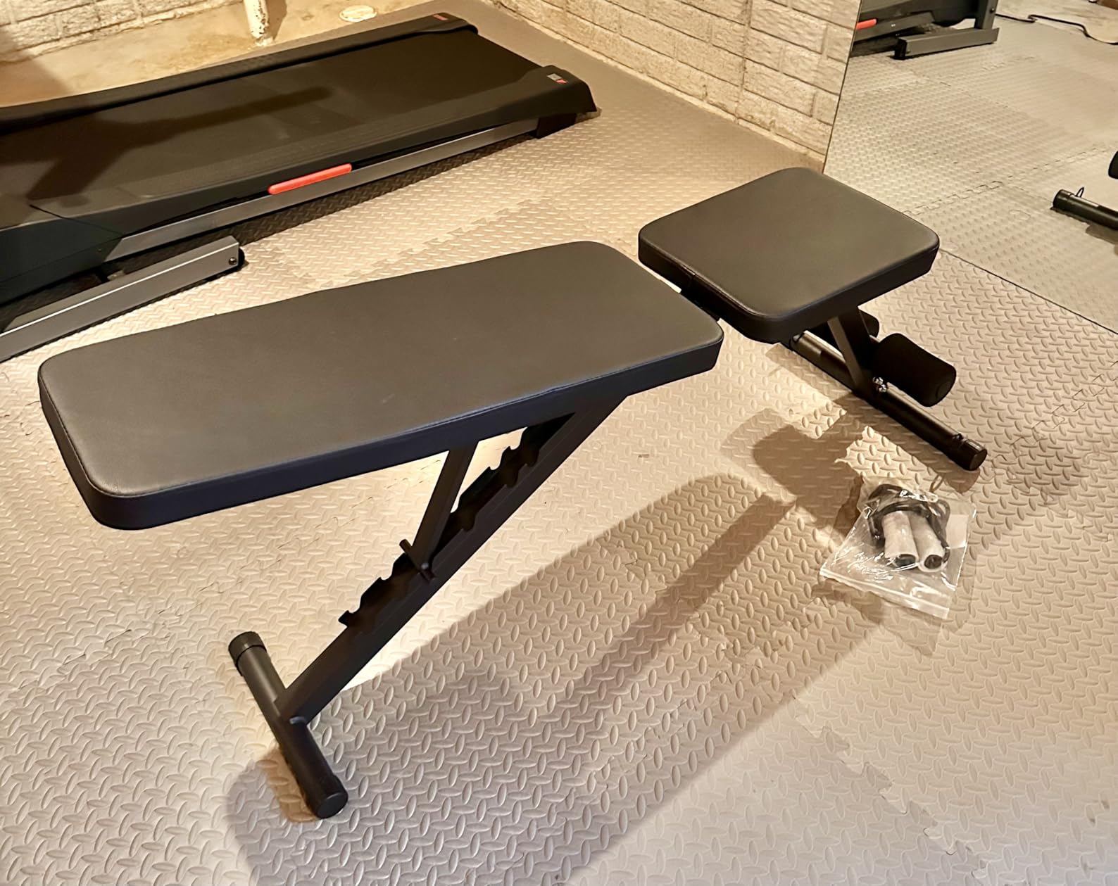 Adjustable Weight Bench for Home Gym, Foldable Workout Bench for Full Body Fitness Dumbbell Exercise, 600LBS Incline Decline Flat Bench with Resistance Bands for Strength Training customer photo 1
