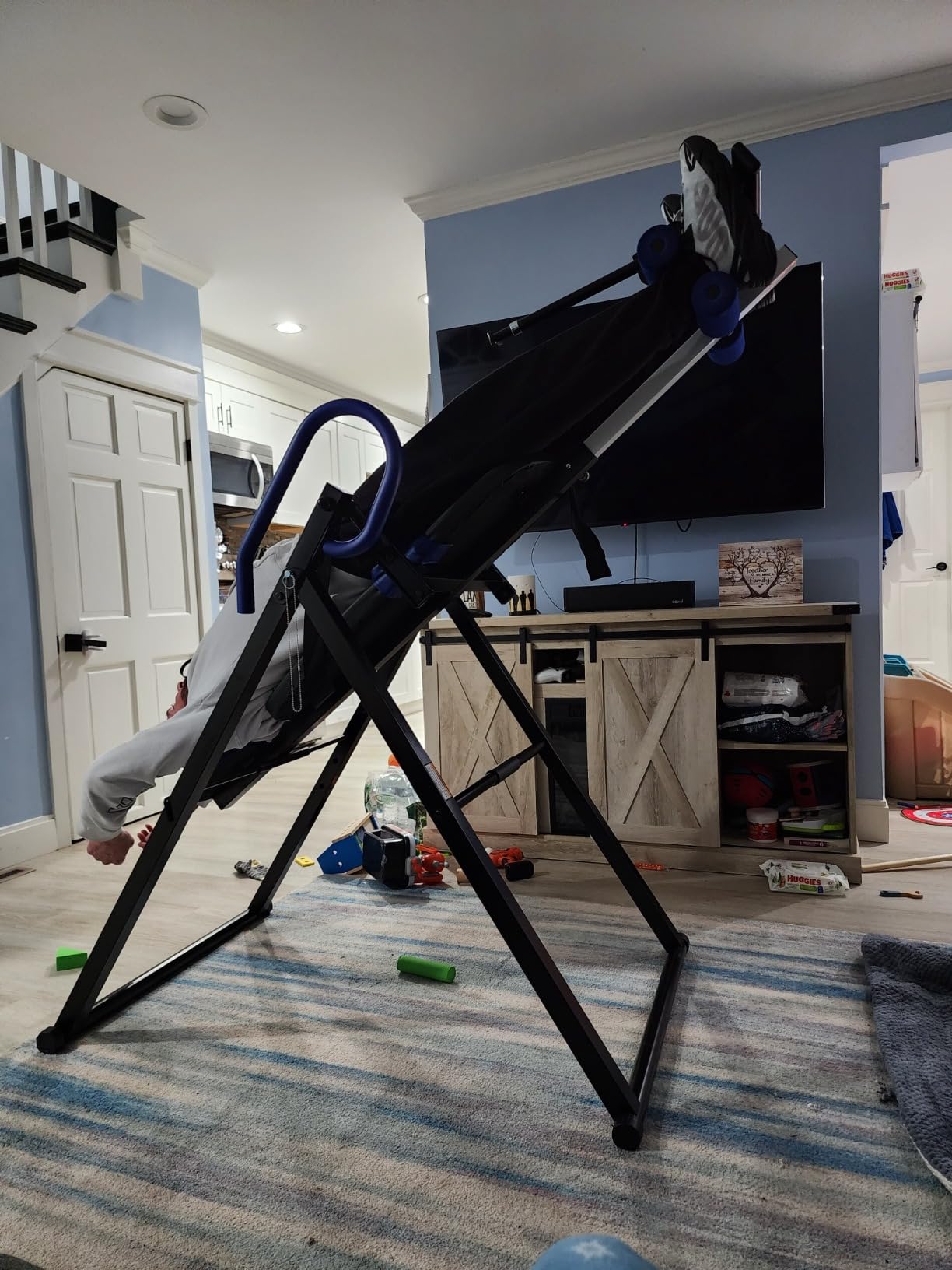 Dripex Heavy Duty Gravity Inversion Table 300 lbs Capacity customer photo 1
