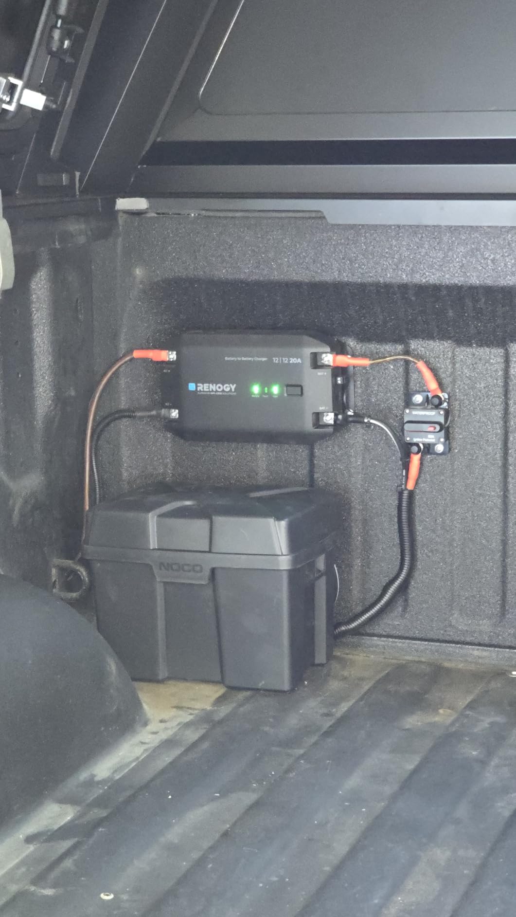 Renogy REGO 12V 20A DC-DC Battery Charger Multi-Stage for Lithium/AGM/Gel customer photo 1