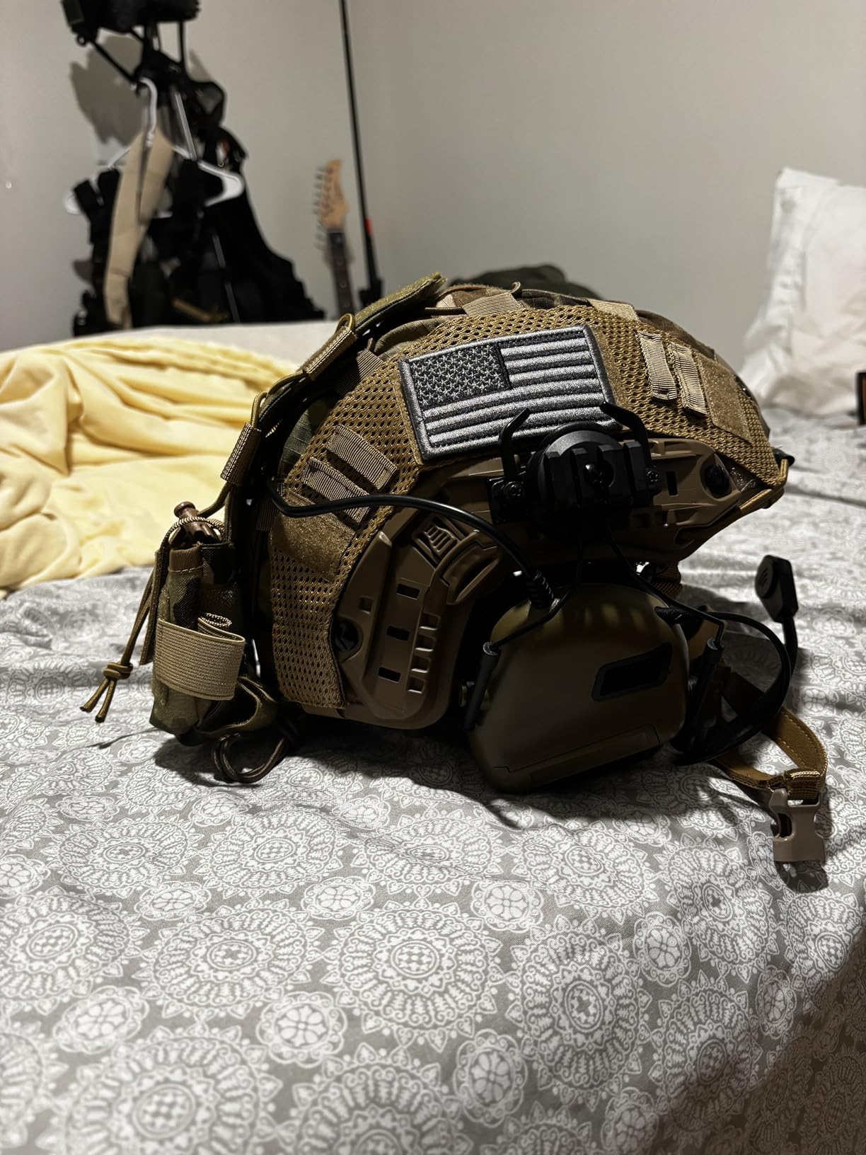 Tactical Helmet with Headset,4in1 Upgraded Adjustable with Helmet Cover for Airsoft Cosplay Military Tactical Gear customer photo 2