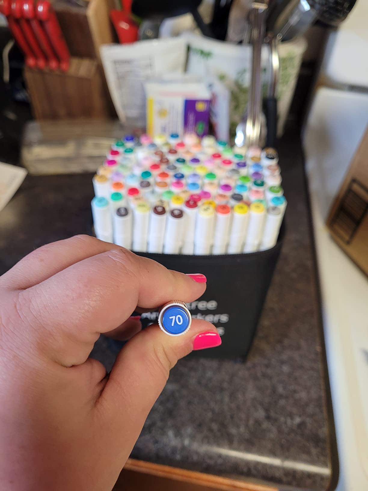 Taotree Alcohol Markers & Holders, 100 Colors Dual Tips Coloring Markers customer photo 2