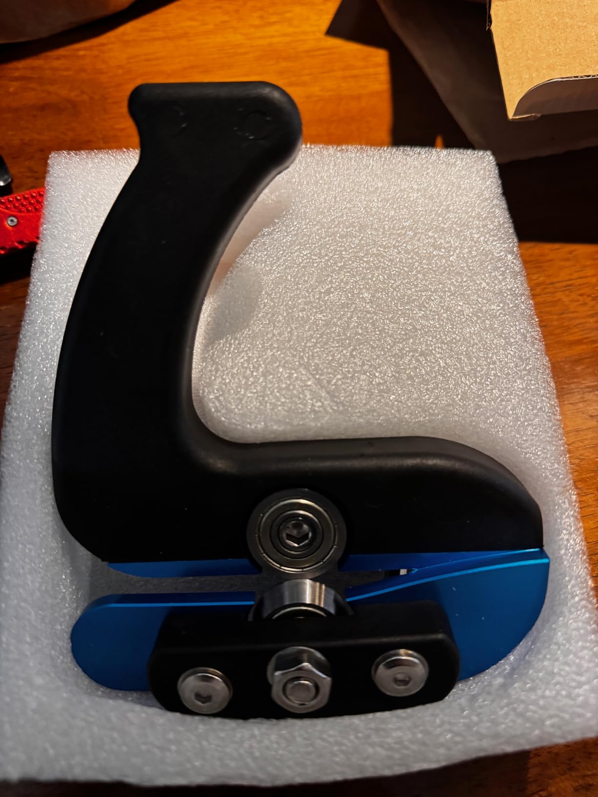 Edge Banding Cutter for Laminate, PVC, Melamine and Formica | Dual offset bearings help trim excess edge banding on laminate, PVC, melamine, Formica and thin panel materials customer photo 1