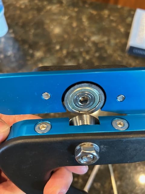 Edge Banding Cutter for Laminate, PVC, Melamine and Formica | Dual offset bearings help trim excess edge banding on laminate, PVC, melamine, Formica and thin panel materials customer photo 2