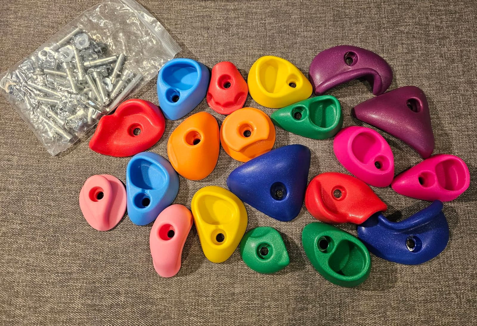 32 PCS Rock Climbing Wall for Kids, Rock Wall Climbing Holds, Adults Climbing Wall Grip Kits Holds Up to 230 lbs for Outdoor Indoor Home Playground Climbing Wall Holds customer photo 2