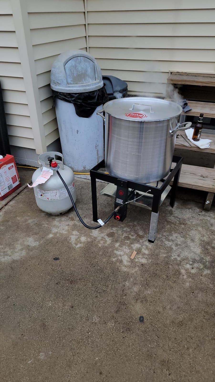 Feasto 30 QT Turkey Deep Fryer with Basket and Stand for Outdoor Cooking customer photo 1