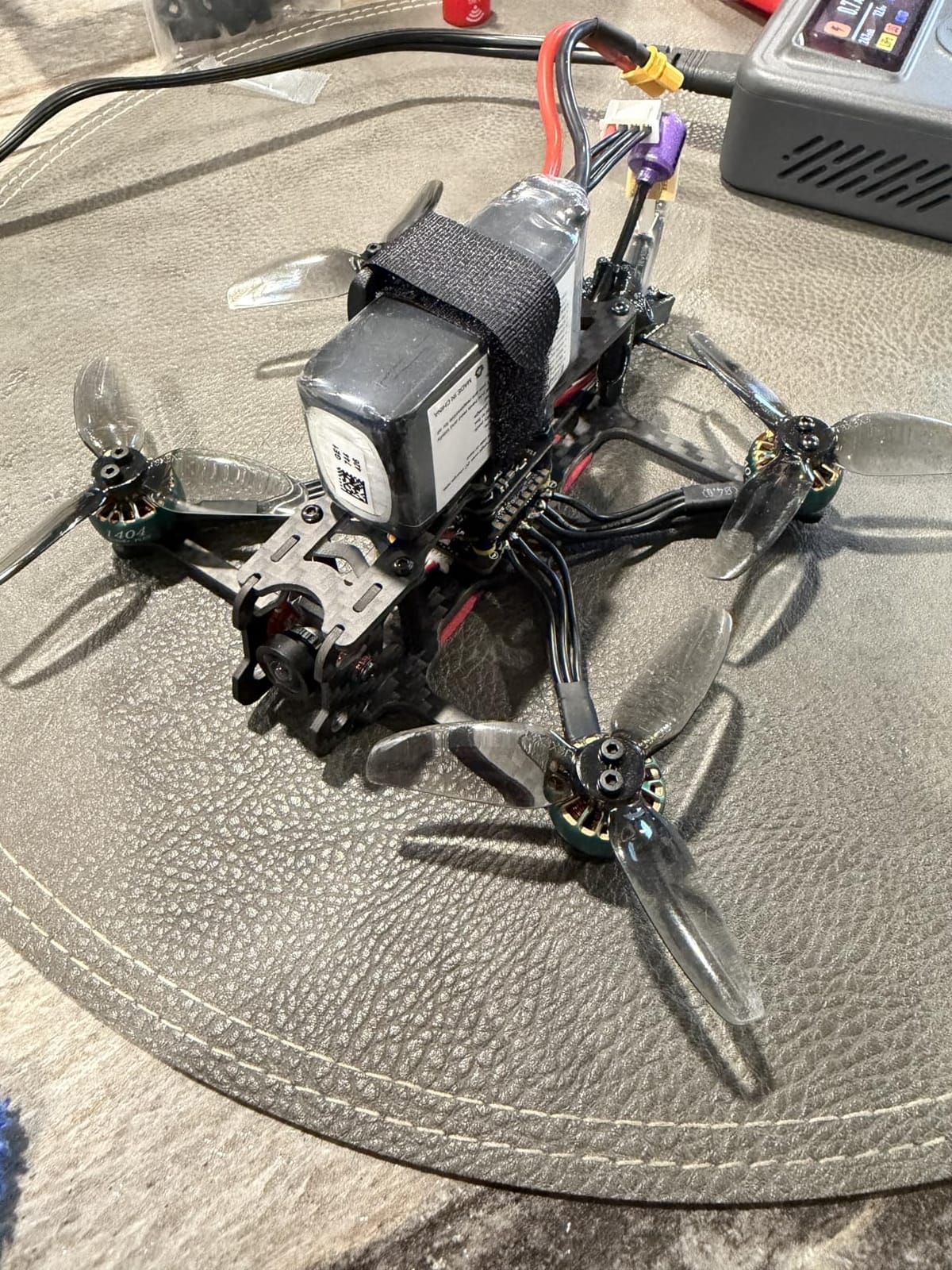 HGLRC SPECTER F722 Lite FC ICM42688 Gyro Integrated ELRS 2.4G Rece iver Flight Controller for FPV Drone Quad customer photo 1