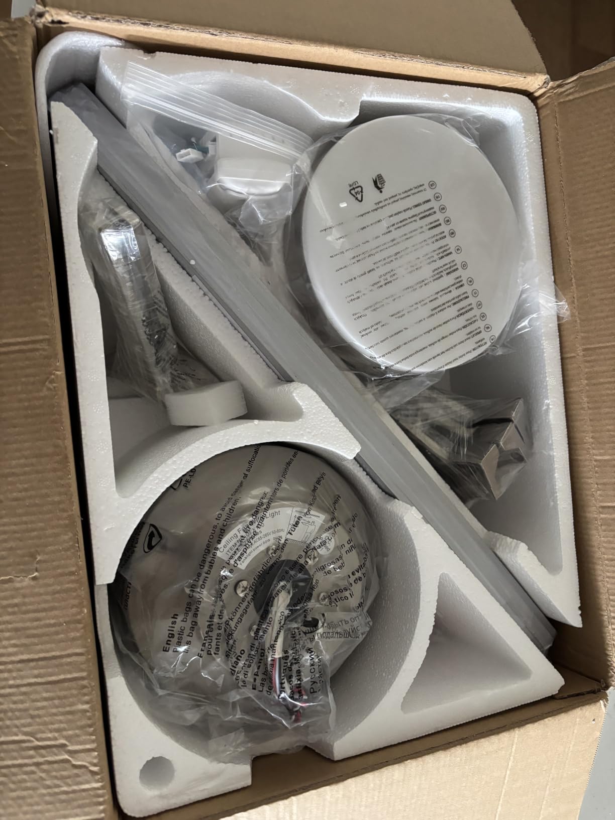 Ohniyou 42'' Low Profile Ceiling Fan with Lights, Remote/APP Control, White customer photo 1
