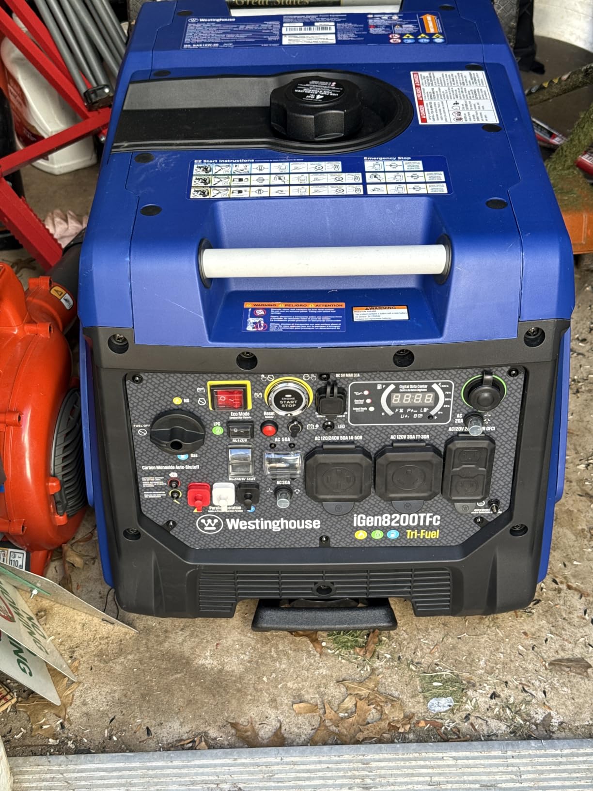 Westinghouse 8200 Peak Watt Tri-Fuel Portable Inverter Generator, Remote Electric Start, Transfer Switch Ready, Gas, Propane, Natural Gas, Low THD, Safe for Electronics, Parallel Capable, CO Sensor customer photo 2