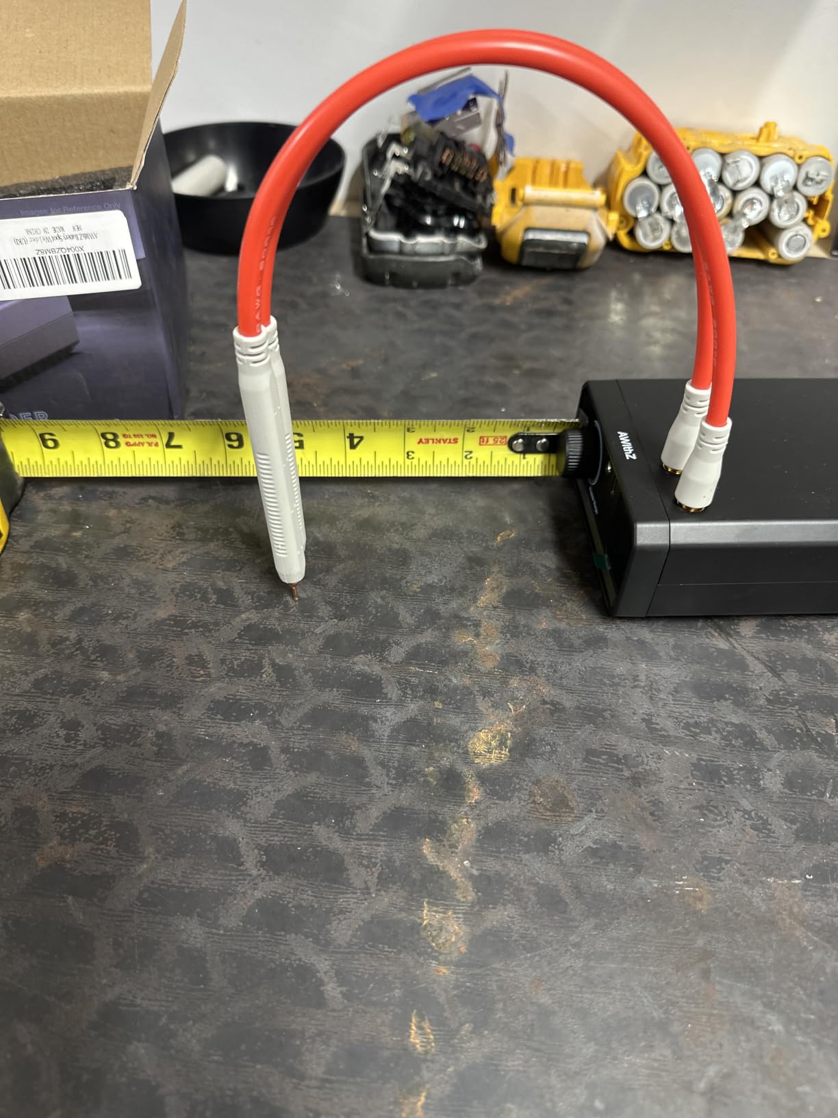 10000mAh Battery Spot Welder, Rotary Knob Operation 100 Gears Adjustable Foot Pedal Operated, 0.1-0.4mm Spot Welder with Dual Pulse Output, Portable Spot Welder for Making DIY Battery Packs customer photo 2
