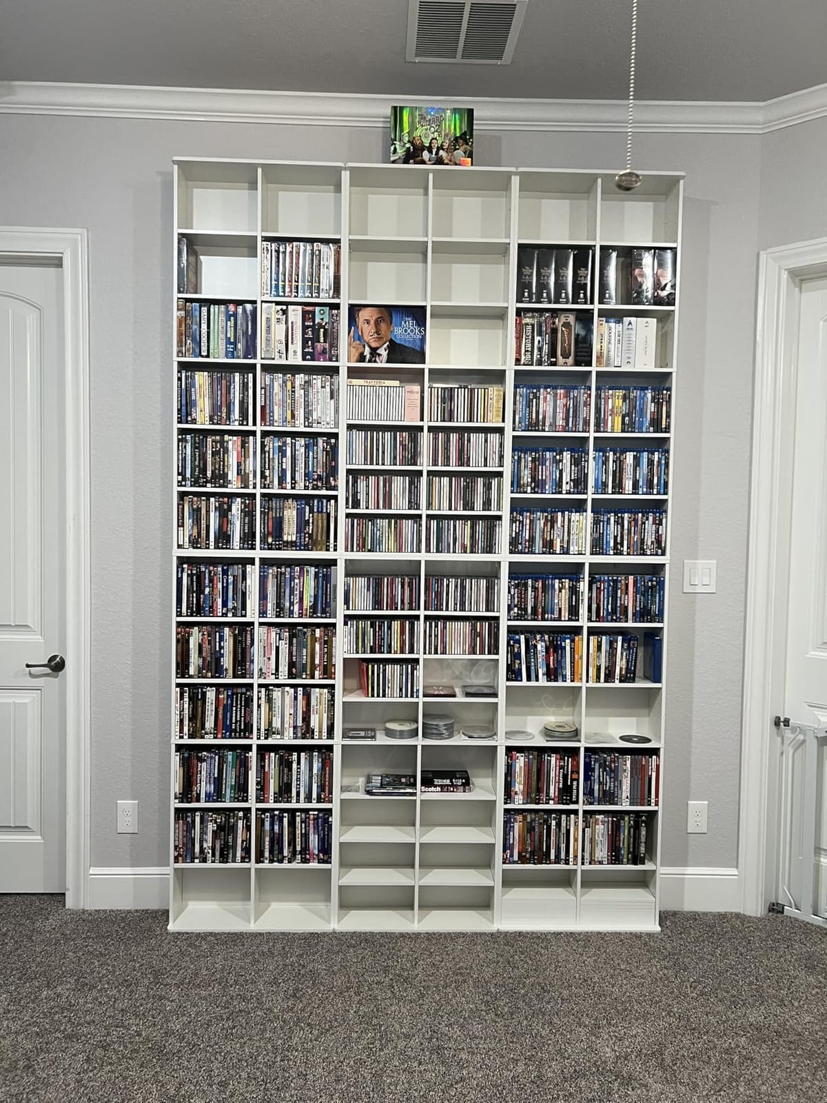 DVD Storage Tower, 16 Shelf Multimedia Storage Tower with Adjustable Shelves 8-Tier CD Cabinet for Living Room Home Office customer photo 2