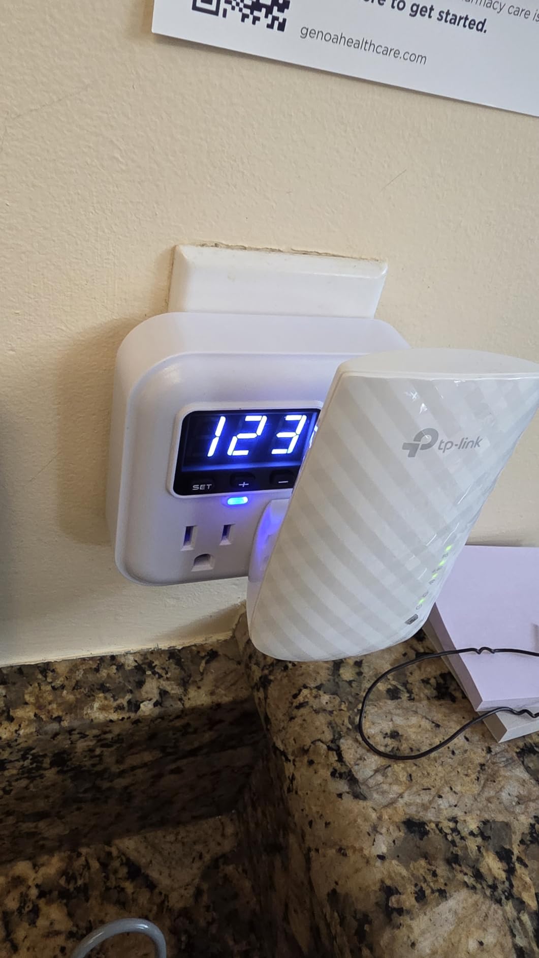 Appliance Surge Protector Voltage Stabilizer Fireproof UL94V-1 Wall Mount Surge Protectors Outlet for Refrigerator, TV & Heavy, Real-Time Monitoring & Custom Voltage 80V-140V (2 Pro) customer photo 2