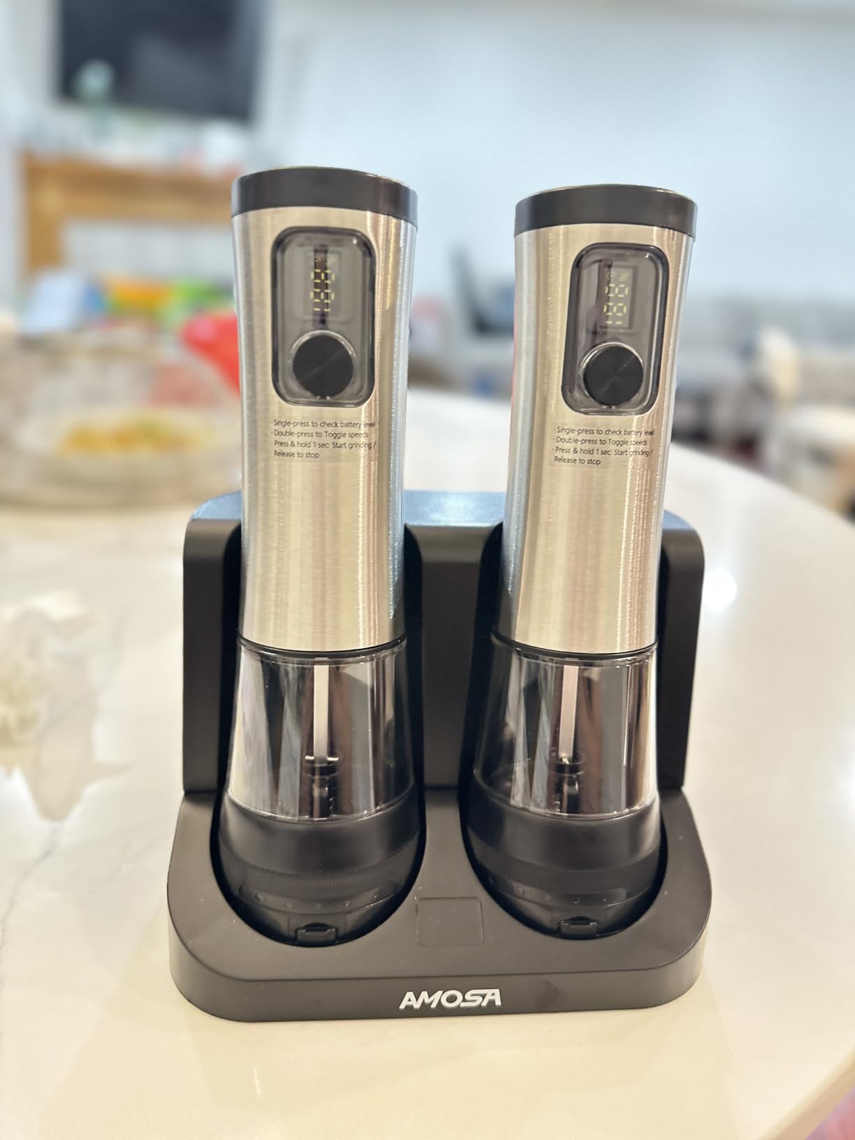 Electric Salt and Pepper Grinder Set, 2 in 1 Dual Bins USB Rechargeable | Refillable Automatic Salt and Pepper Mill Shaker with LED, Dual Ceramic Grinder Adjustable Coarseness, kitchen gift, Black customer photo 2