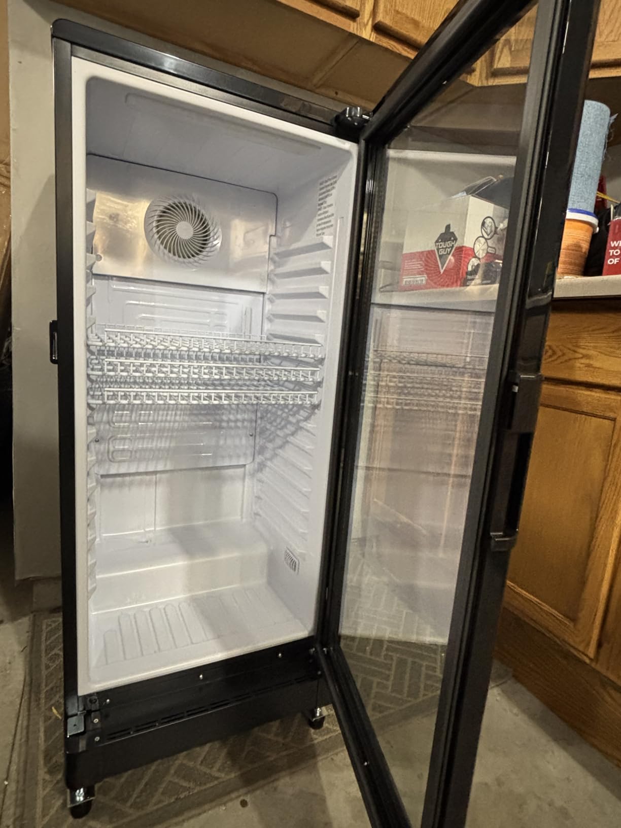 7 Cu.Ft Commercial Beverage Refrigerator with Glass Door customer photo 1