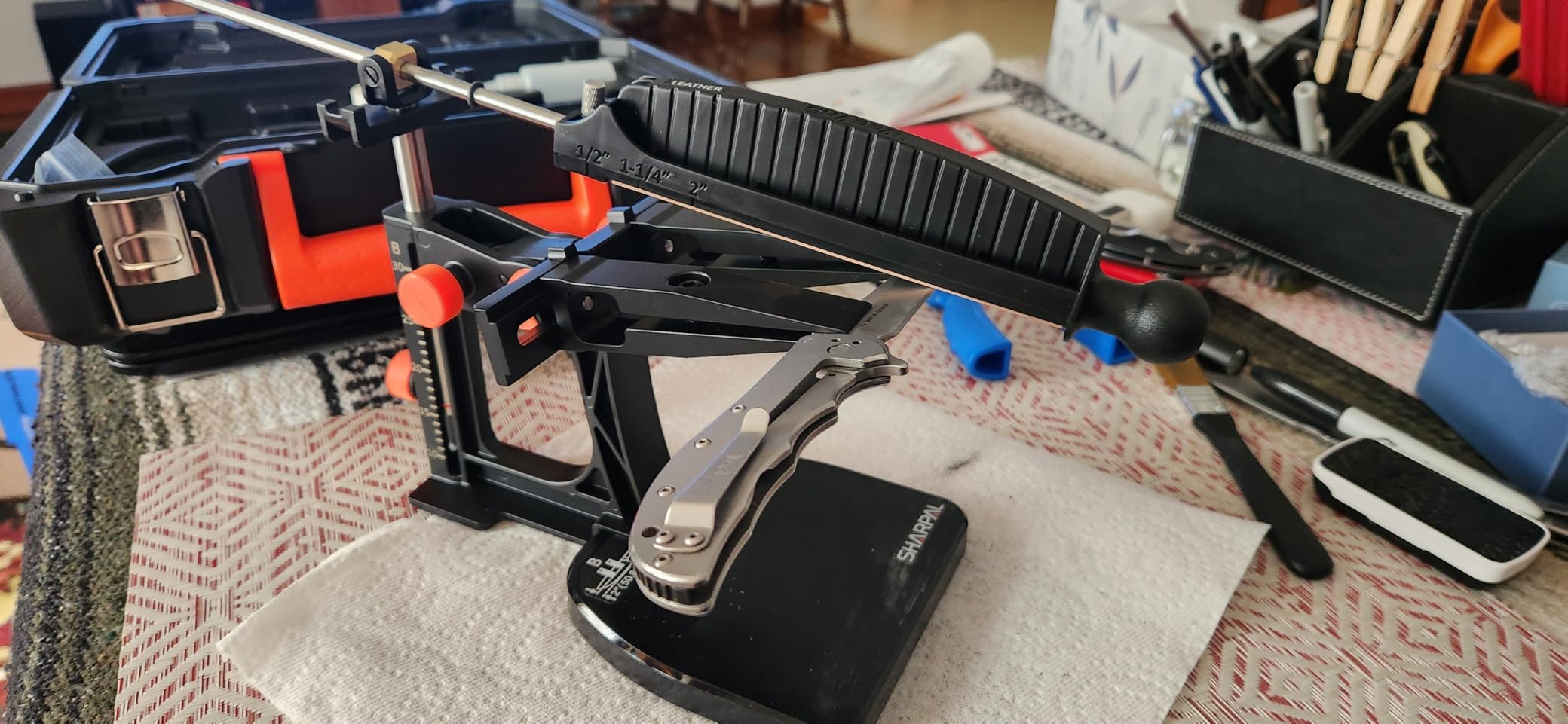 SHARPAL 202H Precision Knife Sharpening System, Adjustable Angle 10-35 Degrees | Knife Sharpener Kit, 7 Abrasive Plates (Diamond 220/325/600/1000, Whetstone 3000/6000, Leather Strop) and Giftable Carry Case customer photo 1