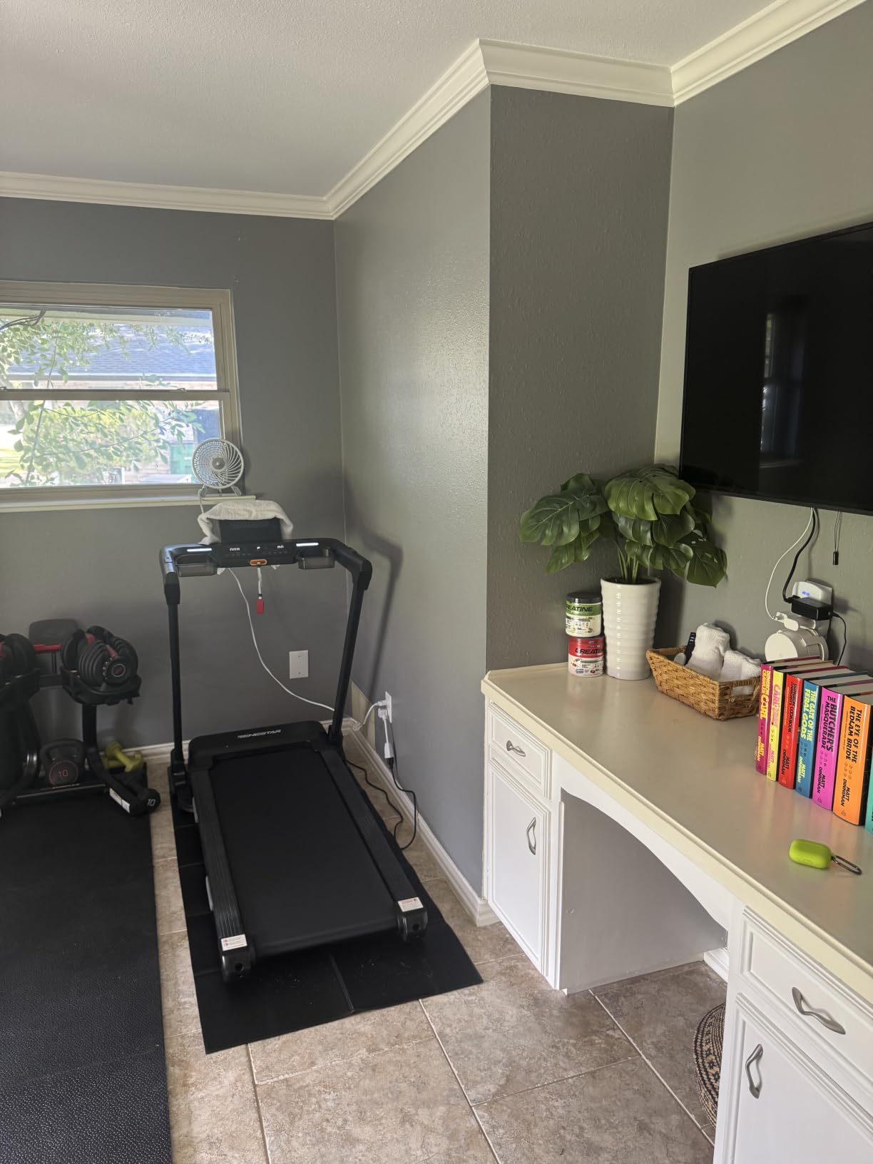 Renestar Folding Treadmill for Home with Auto Incline | compact, 300LBS, Bluetooth speaker, low noise, pulse monitor, foldable, knee-friendly, cushioned running belt customer photo 2