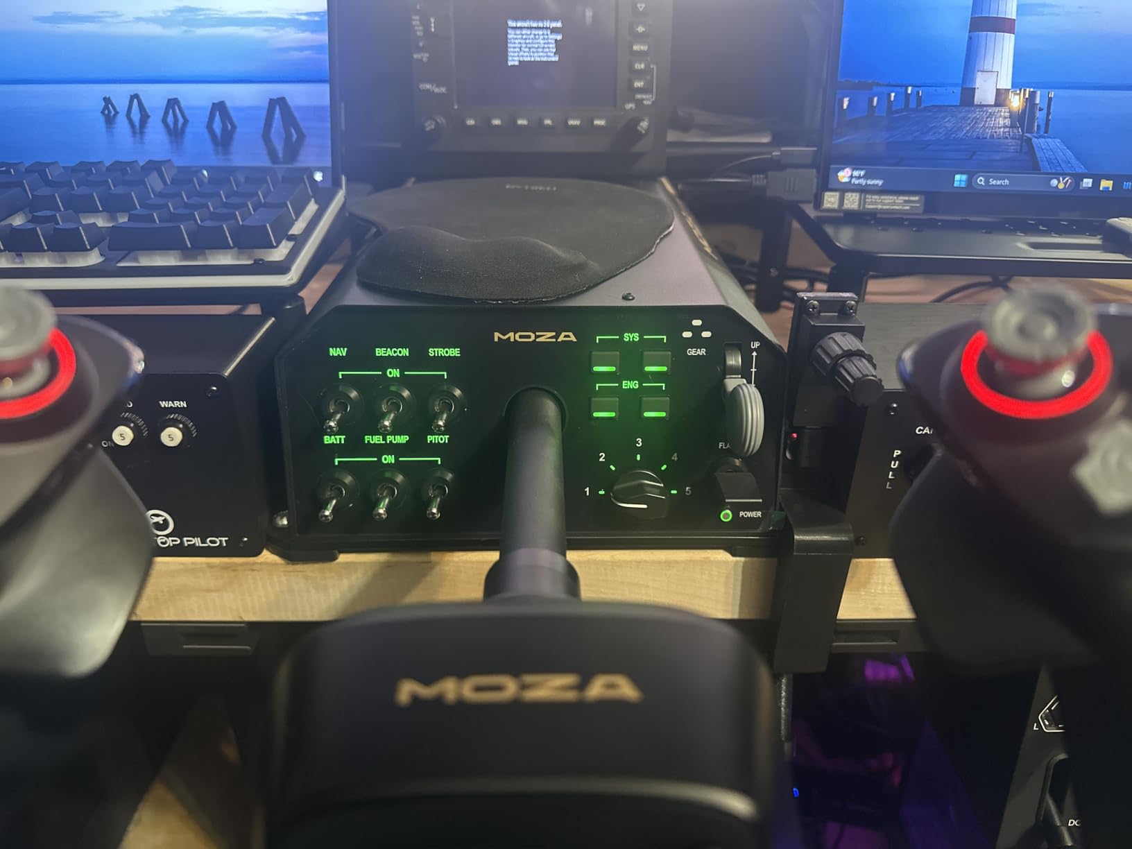 MOZA AY210 Force Feedback YOKE Base Flight Simulator FFB Controls, Black | 9Nm Torque, 210N Push Force, High-strength Steel, 150mm Travel Distance, Programmable Switch Panel customer photo 2