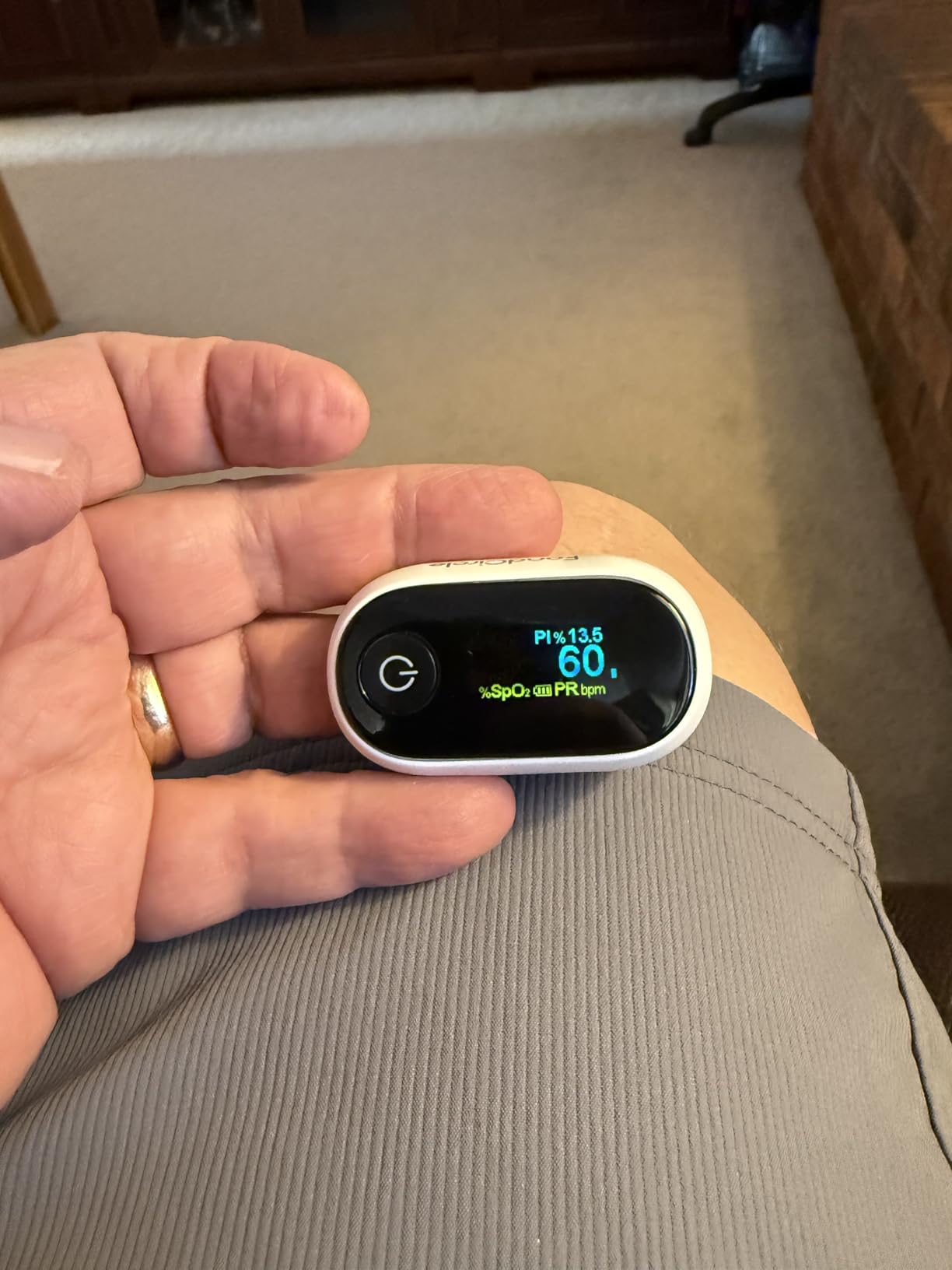 Bluetooth Pulse Oximeter Fingertip | Pulse Oximeter for Sports & Aviation, Accurate SpO2 & Heart Rate Monitor, OLED Screen, Perfusion Index, Batteries Included customer photo 1