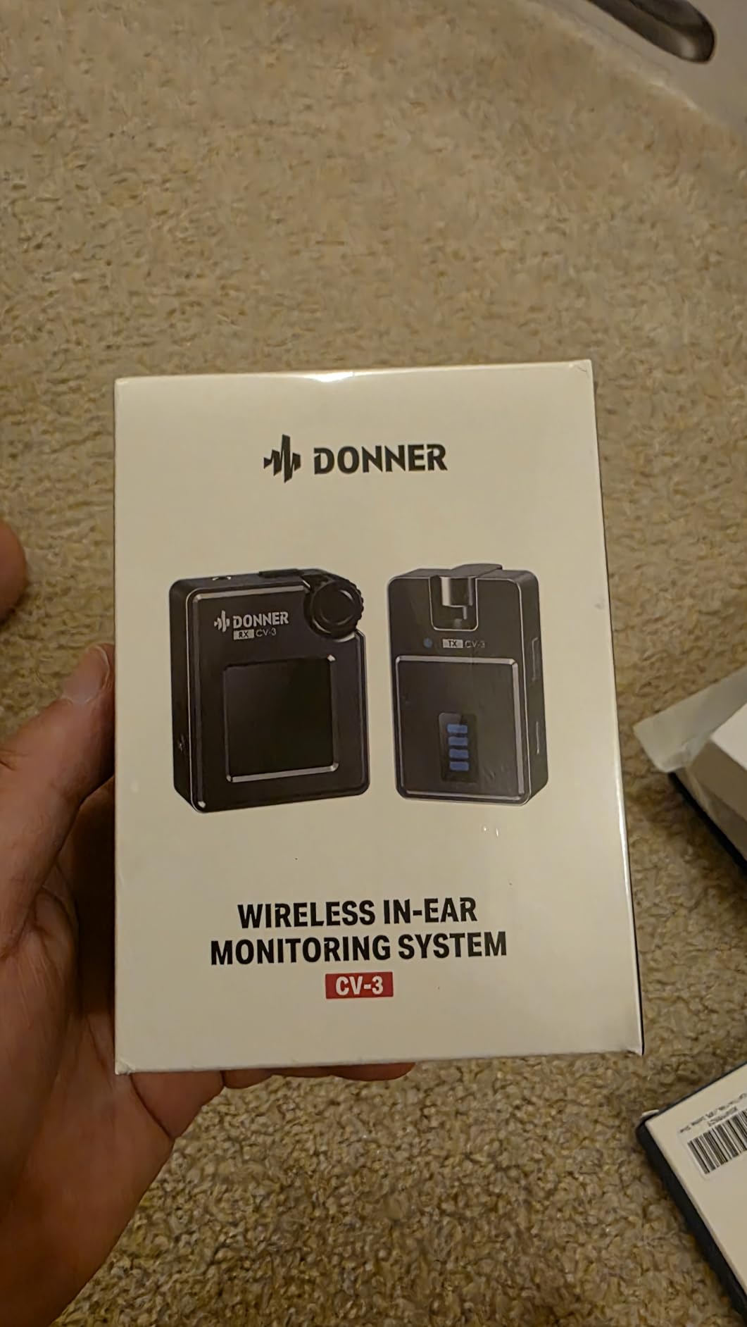 Donner Wireless in Ear Monitor System, Stereo IEM System with Transmitter, Beltpack Color Screen Receiver, 2.4G IEM Wireless for Band Rehearsal, Live Performance, Studio, CV-3 customer photo 2