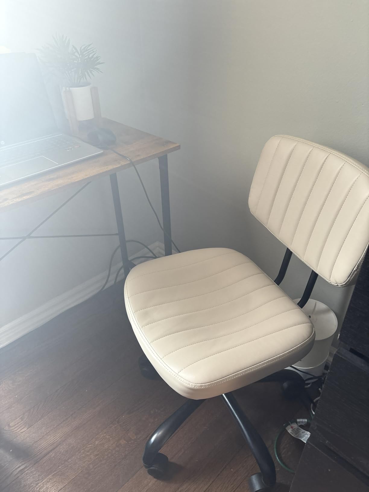 DUMOS Armless Office Desk Chair, Small Vanity Chair with Lumbar Support customer photo 1