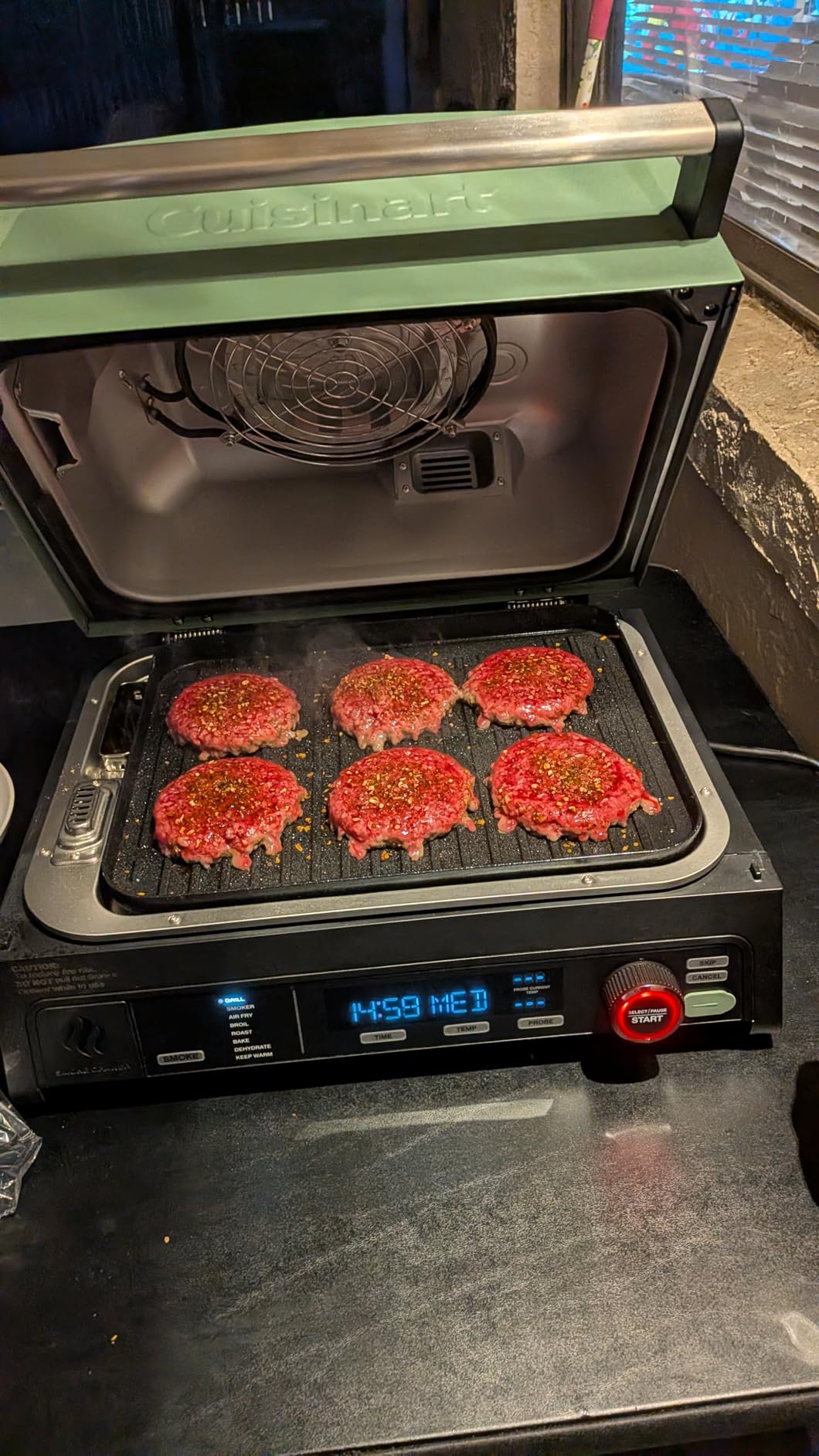 Cuisinart Outdoor Electric Grill, 8-in-1 Air Fryer/Grill/Smoker, 154 sq in customer photo 1