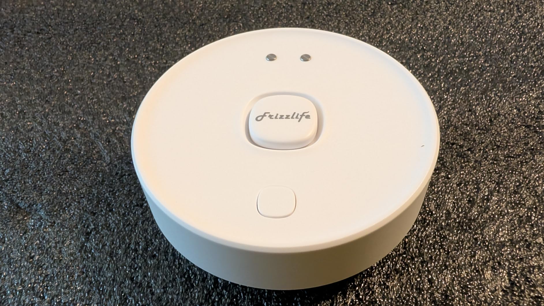 Frizzlife LPG365-P Smart Water Automatic Shutoff Valve W/ 3 Leak Sensors, 0.01 GPM Ultrasonic Micro Leak Detection, Wi-Fi/App Enabled Flow Meter, Pressure+Flow Monitor, 24/7 Water Usage Reports, 3/4