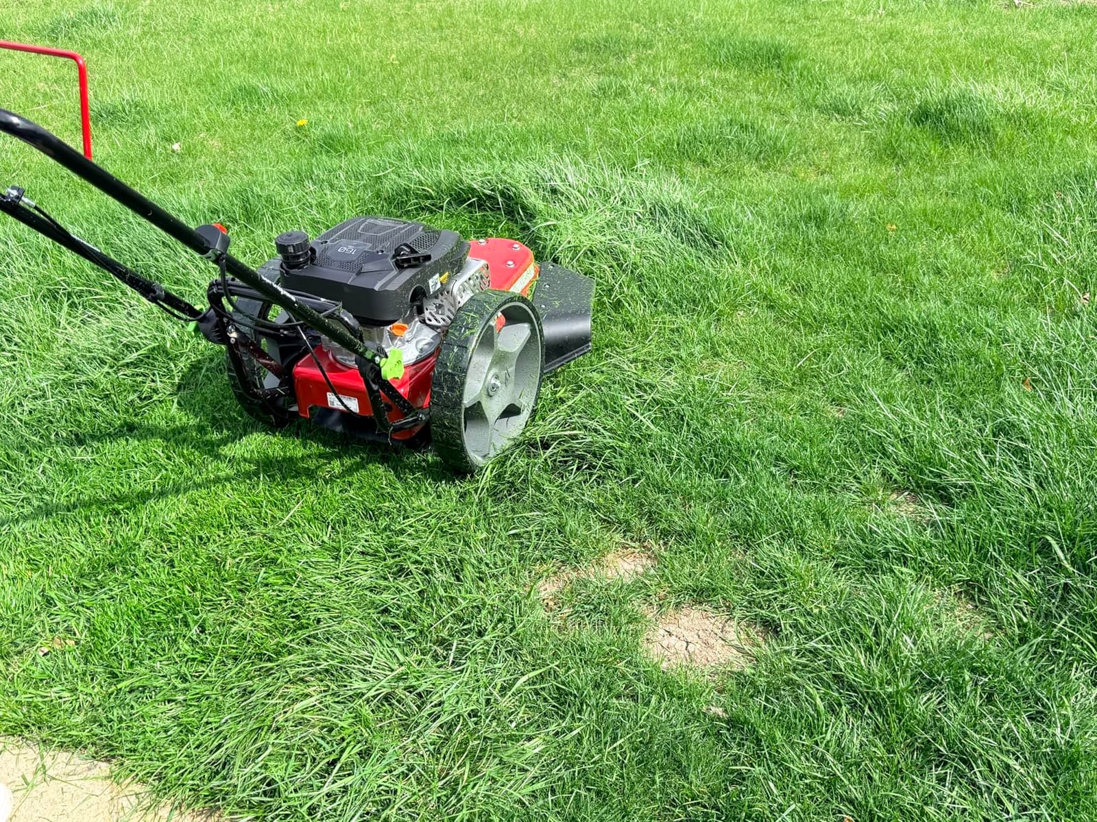 Earthquake Walk-Behind String Mower, Hurricane Cutting Head, 160cc 4-Cycle Viper Engine, Grab-N-Go Bail, 22” Cutting Diameter, Extra-Wide 2.5