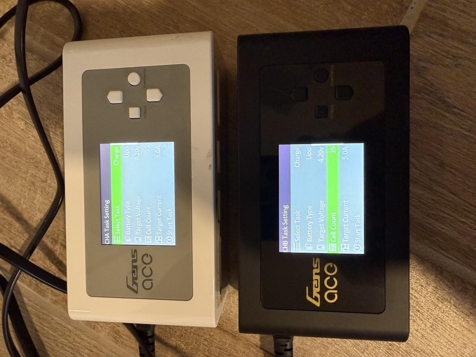 IMARS D300 Balance Charger, Gens Ace Dual Channel for RC 1~6S.Black | AC 300W / DC 700W (350W*2) 16A Smart Charger | G-Tech customer photo 2