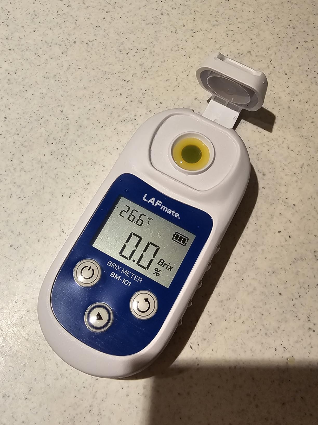 Digital Refractometer Range 0-55 BM101 Brix Refractometer +/-0.2% Accuracy with ATC, IP65 Brix Meter for Juice, Wine Making & Coffee customer photo 1
