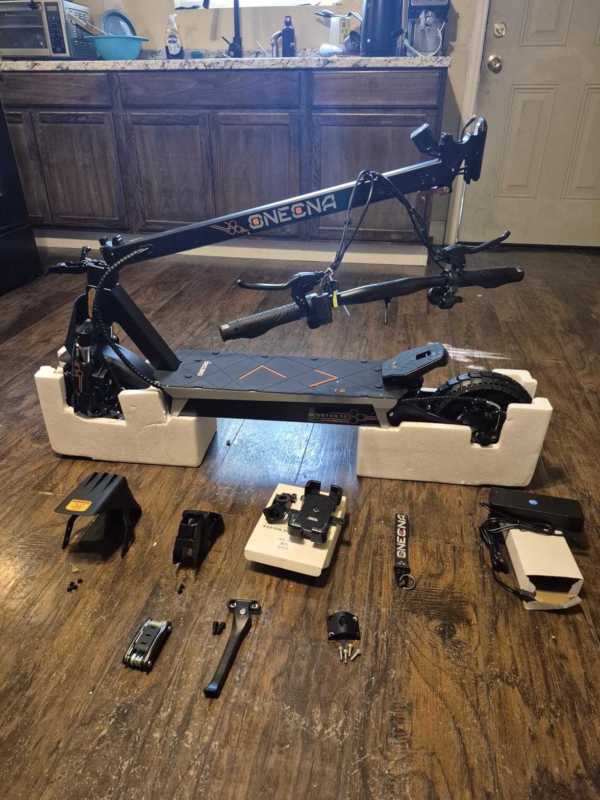 Electric Scooter 32MPH, 1200W Fast E-Scooter for Adults and Teens, 10 Inch Off-Road Tires, Portable and Foldable Long Range Escooter Commuter customer photo 1