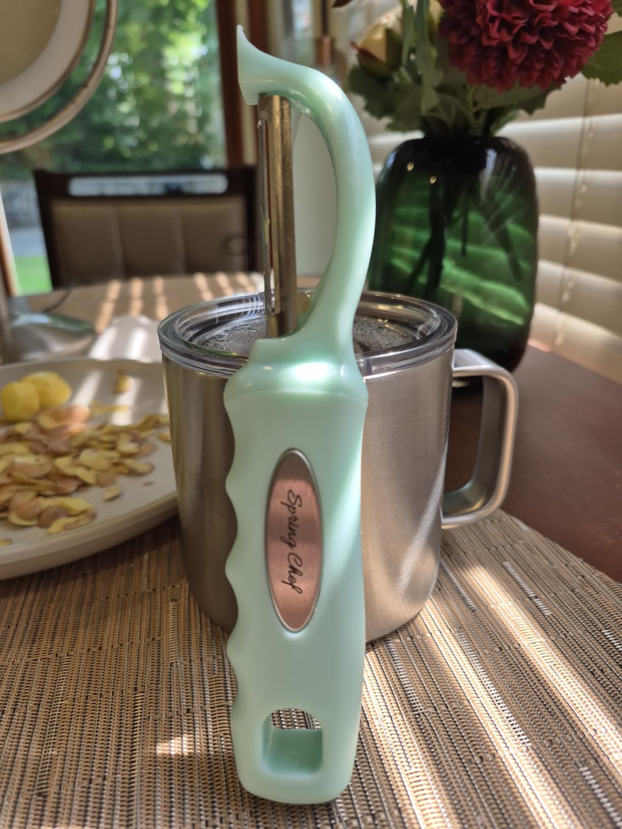 Spring Chef Original Swivel Vegetable Peeler with Soft Grip Handle, Black customer photo 1