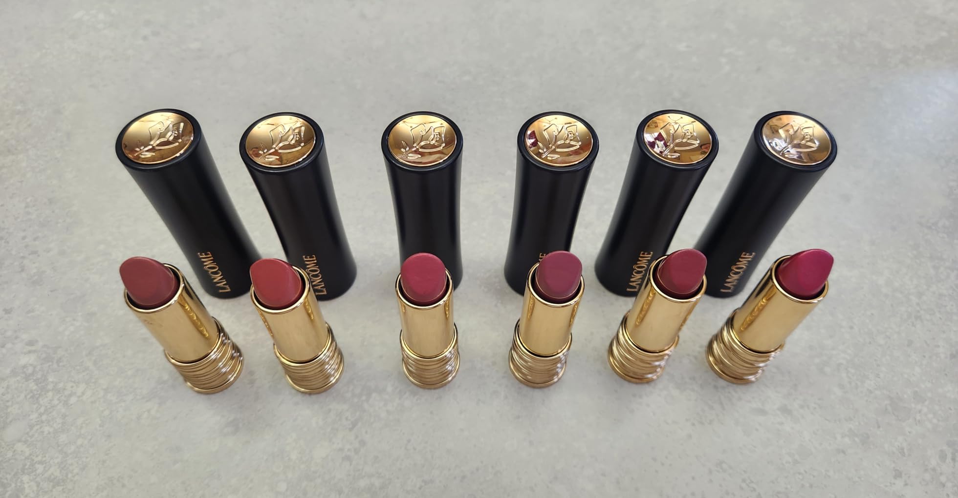 Lancôme L'Absolu Rouge Hydrating Cream Lipstick - Smudge-Resistant customer photo 1