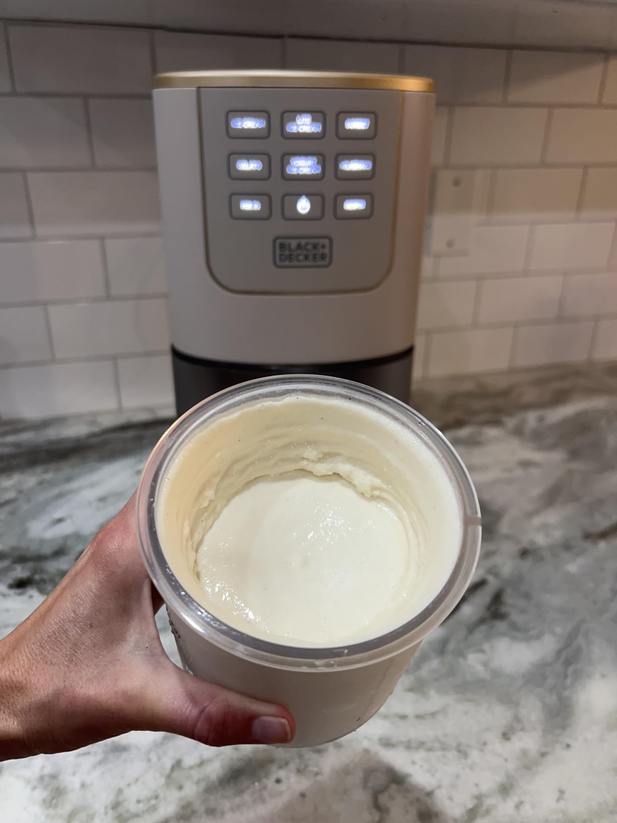 BLACK+DECKER Perfect Pint Ice Cream Maker for Protein Recipes customer photo 2