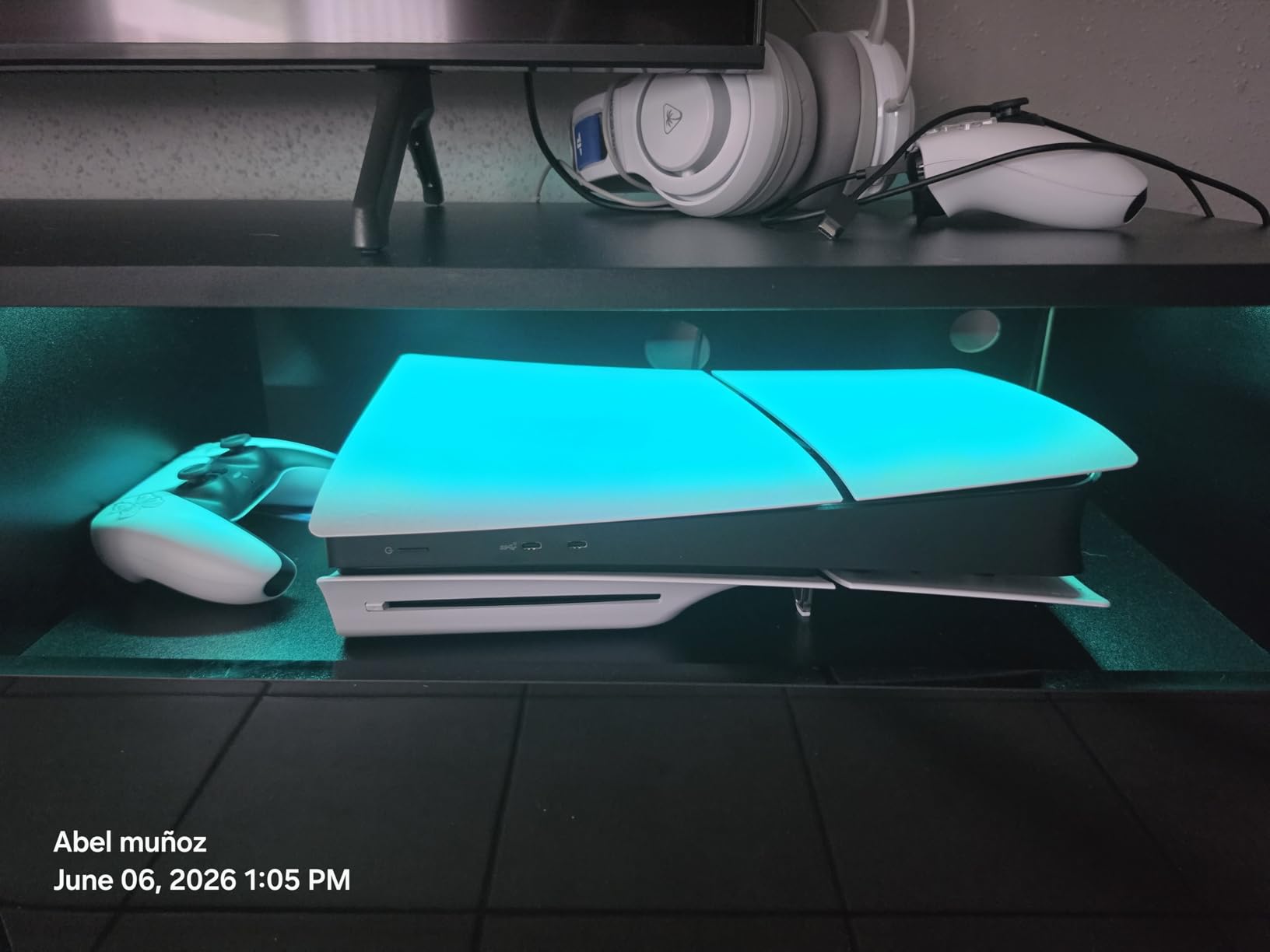 PlayStation®5 console – 1TB customer photo 2